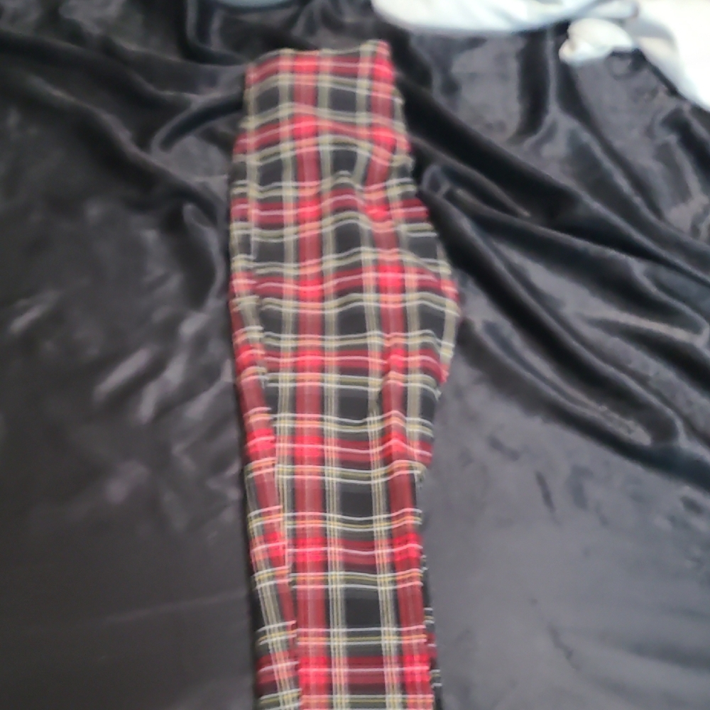 Zara Red Plaid Ankle Pants